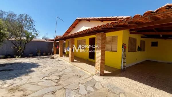 Sítio à venda:3 quartos,garagem para 15 carros com píscina-Moradas da Lapinha
