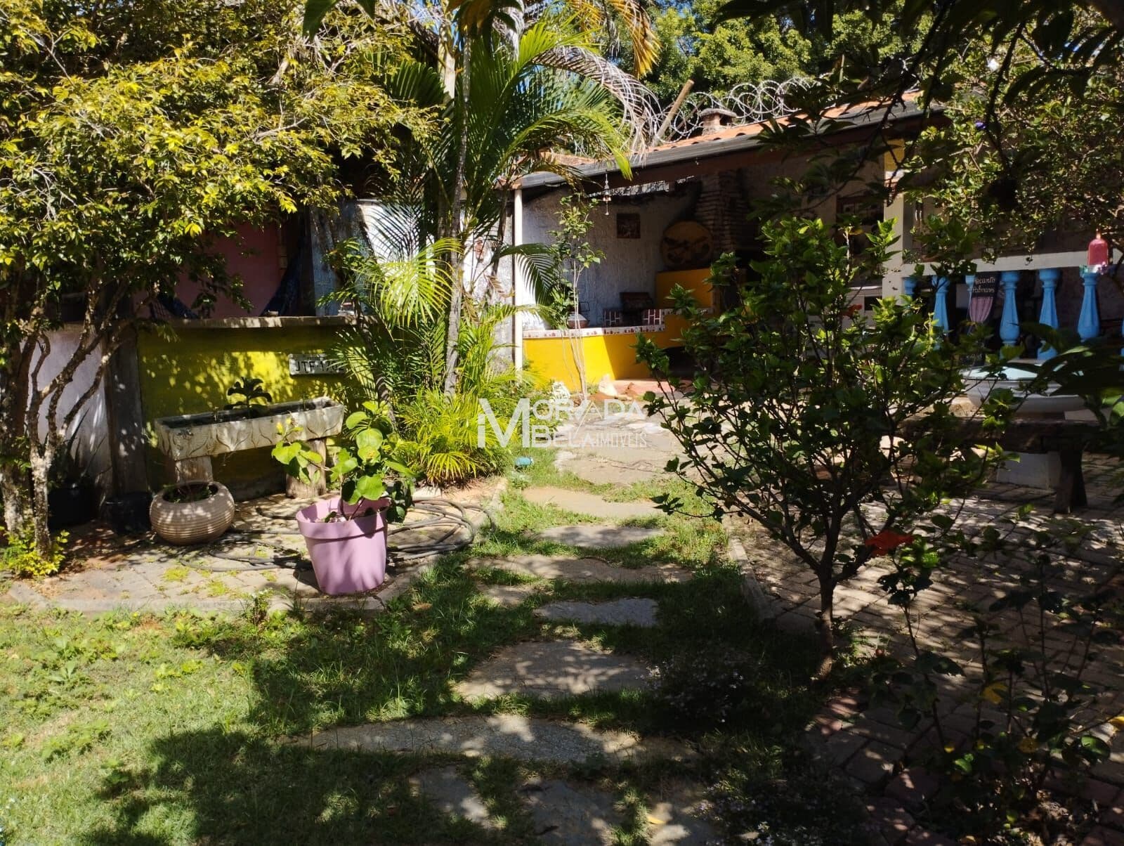 Casa com 3 quartos estilo rústico no Jardim Ipê - Lagoa Santa-MG