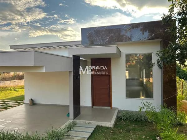 Casa 3 quartos com suíte, Condomínio Vale do Luar/ Jaboticatubas/ Mg
