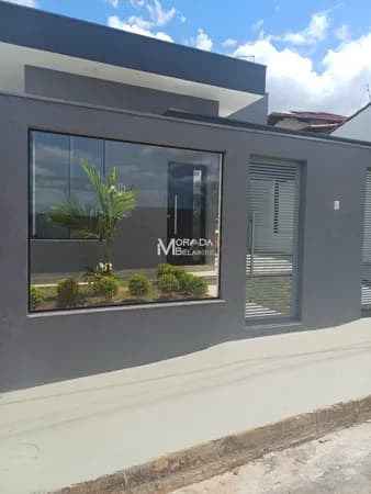 Casa com 3 quartos, suíte e closet/ Bairro Acácias/Lagoa santa/MG