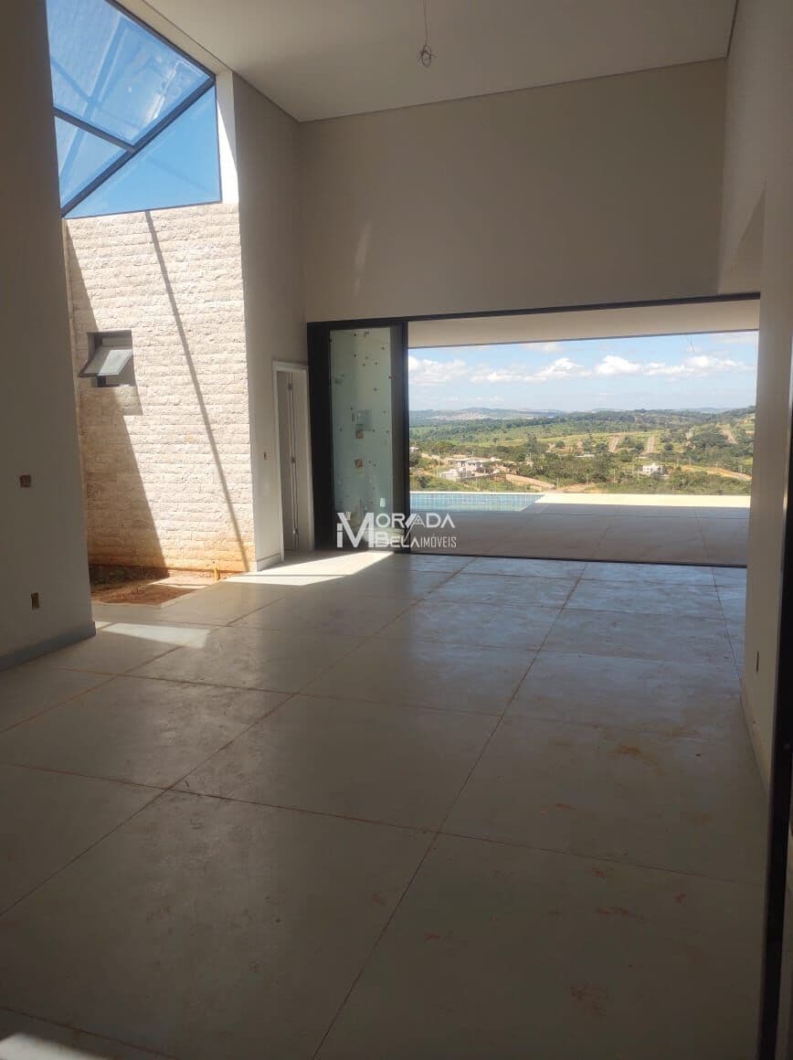Casa Alto Padrão no Condomínio Mont Ville