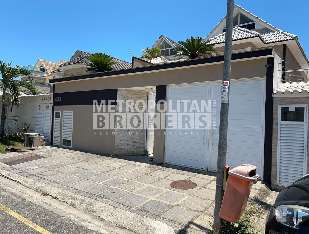 CASA TRIPLEX À VENDA COM CONFORTO E SOFISTICAÇÃO NO RECREIO DOS BANDEIRANTES