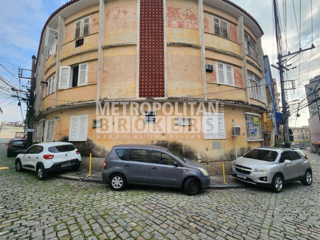Apartamento 2 quartos com suite em otima localização no Méier