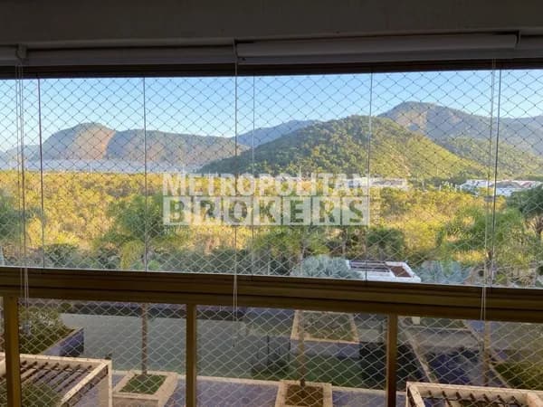 Apartamento Alto Padrão de 4 Quartos com 2 suites no Condomínio Royal Blue – Barra da Tijuca
