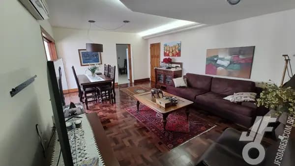 Apartamento Amplo de 3 Dormitórios à Venda no Centro de Pelotas | 110m² com Sacada e Churrasqueira