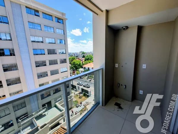 Apartamento no Miguel Zabaleta: Modernidade e Praticidade no Centro (67m²)
