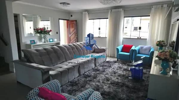 Sobrado de 495 m² com 03 Quartos Planejados (sendo 01 suíte) à venda, por R$ 1.450.000 - Campestre - Santo André/SP
