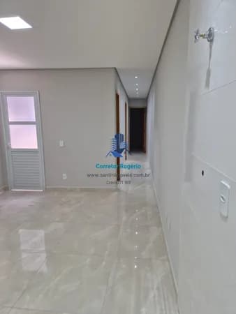 Apartamento sem condomínio com 02 quartos, 02 quintais, Fino acabamento, vaga coberta à venda em Santo André/SP