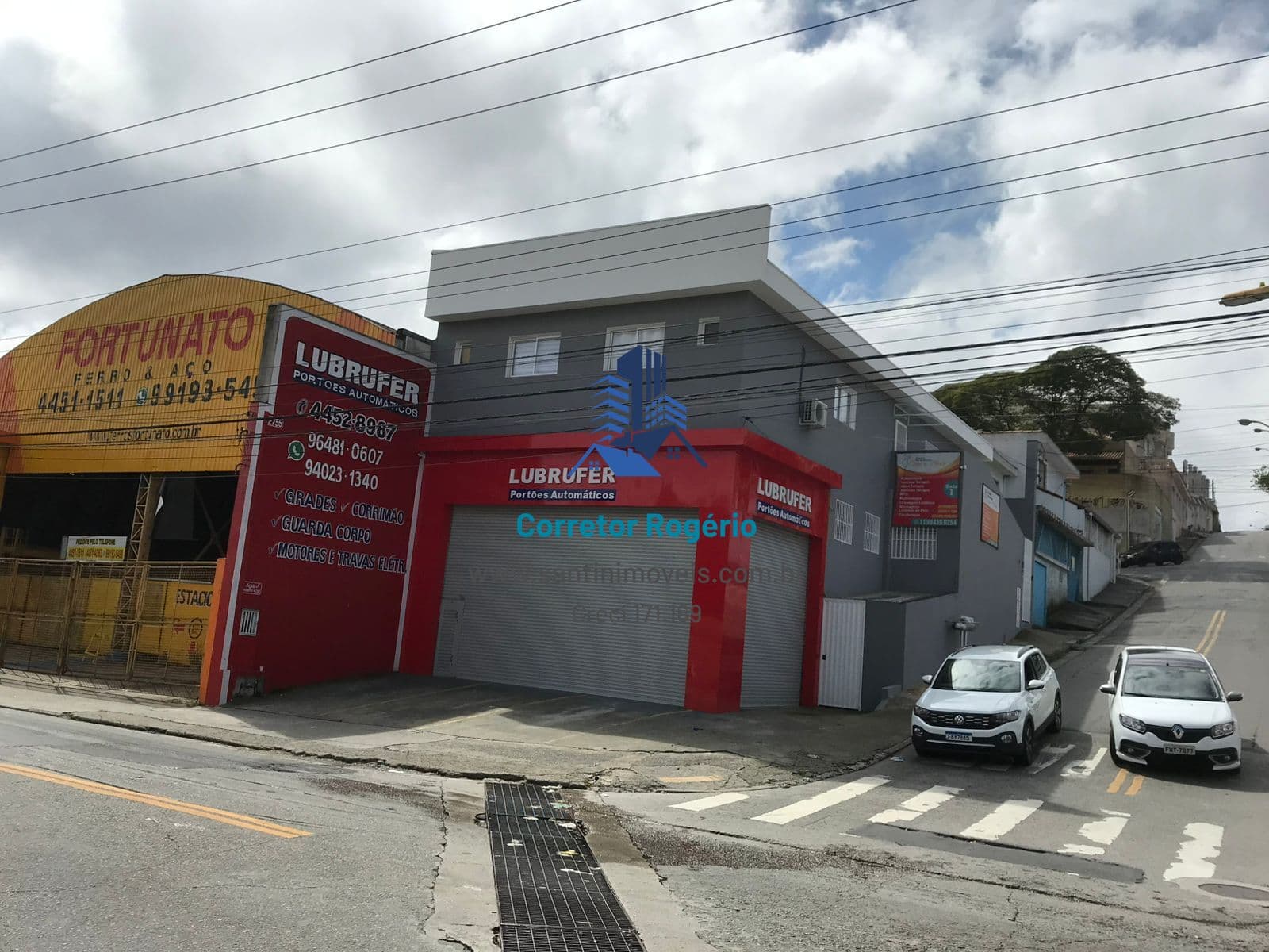 Prédio Comércial com 05 salas locadas á 12 mil no total à venda em Santo André/SP