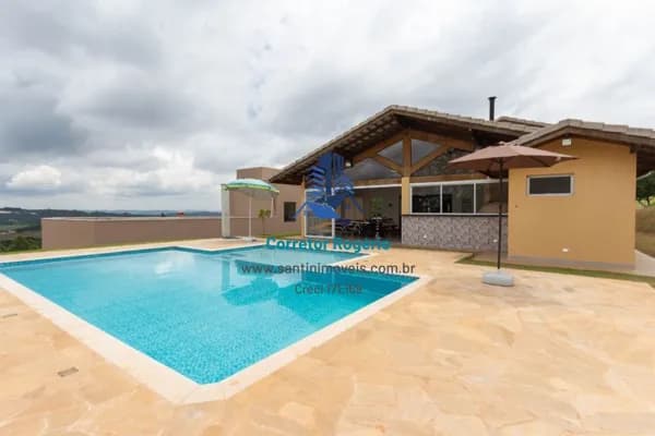 Casa com 3 suítes, Lareira, Semi Mobiliada, Piscina, Fino acabamento, 06 Vagas à venda, 260 m² - Ibiúna - Ibiúna/SP