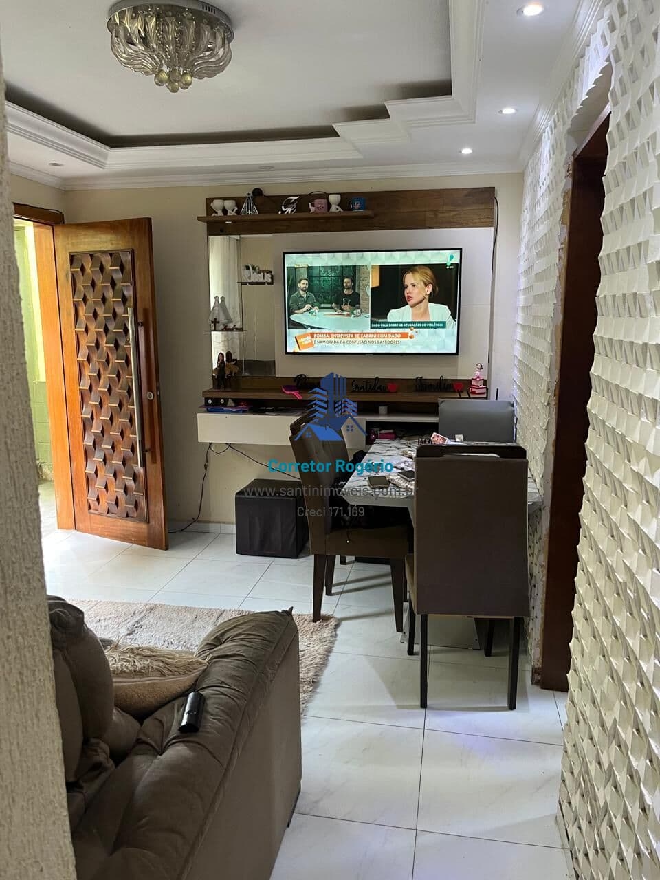 Apartamento com 02 quartos , Sala ampla, Cozinha, Área de serviço, Banheiro social, Fino acabamento, 02 vagas