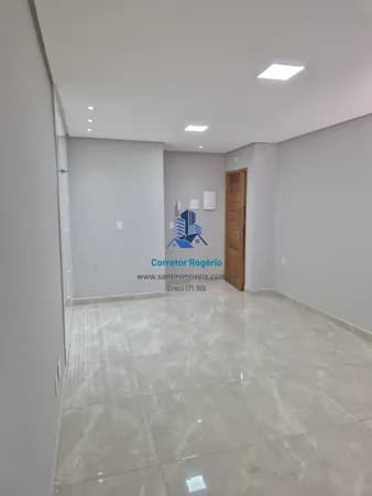 Apartamento sem condomínio com 02 quartos, Quintal, Fino acabamento, Vaga Coberta à venda em Santo André/SP