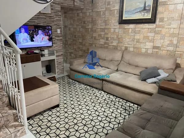 Sobrado com 2 quartos, (01 suíte com Hidro) Quintal , 02 vagas à venda, 200 m² por R$ 605.000 - Vila Guarará - Santo André/SP