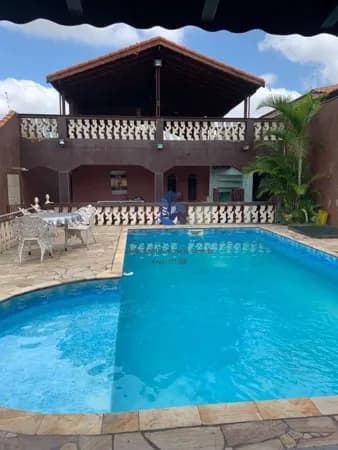 Casa com 3 quartos, (01 suíte ) Churrasqueira, Salão, Piscina, Ótimo acabamento, 04 Vagas à venda, 32600 m² - Vila Áurea - Poá/SP
