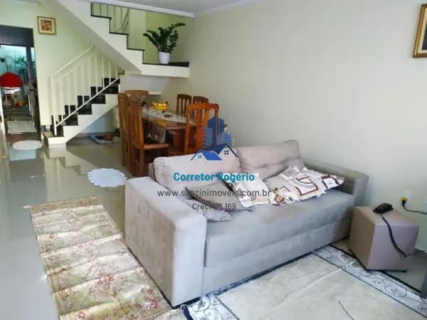 Sobrado de 86 m² com 02 Quartos (sendo 01 suíte com Sacada) à venda, por R$ 435.000 - Jardim das Maravilhas - Santo André/SP