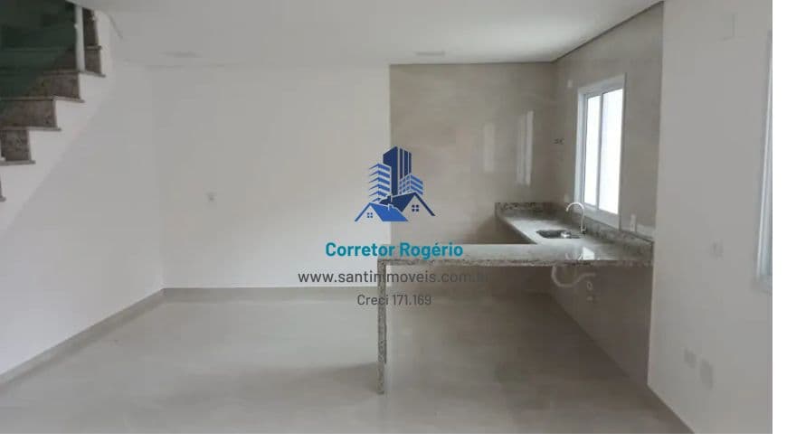 Sobrado com 02 suítes, Quintal, Fino acabamento, 02 Vagas no Parque Oratório Por : R$ 625 Mil à venda em Santo André/SP