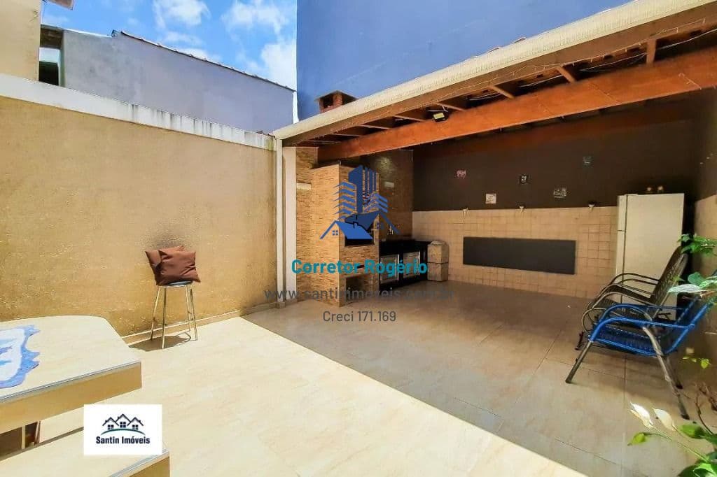 Sobrado com 3 quartos, (01 suíte ) Espaço gourmet, Quintal amplo, 04 Vagas cobertas à venda, 250 m² - Jardim das Paineiras - Diadema/SP