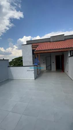 Cobertura com 02 quartos (sendo 01 suíte ) Banheiro social + 01 na cobertura, fino acabamento, Vaga coberta