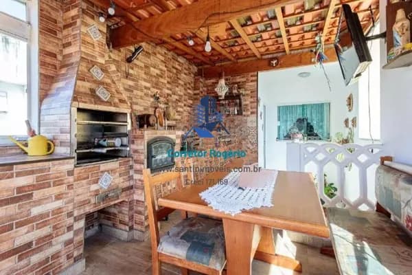 Sobrado com Planejados, 02 dormitórios ambos com suíte, Cozinha planejada, Área gourmet Envidraçada , 02 Vagas cobertas + Portão eletrônico