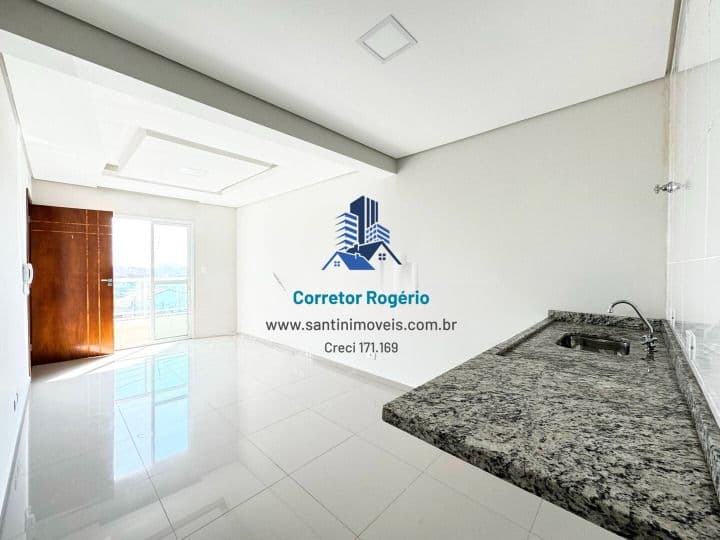 Apartamento sem condomínio com 02 quartos (01 suíte ) Quintal, Vaga. Por Apenas: R$ 295 mil à venda em Santo André/SP