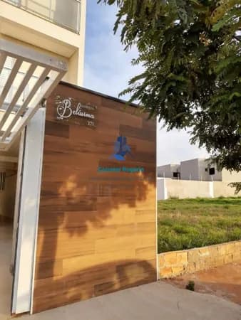 Apartamento com 2 quartos, Fino acabamento, Vaga coberta + Portão eletrônico à venda, 62 m² por R$ 310.000 - Portal Ville Azaleia - Boituva/SP