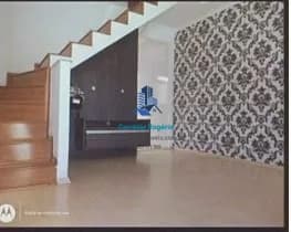 Sobrado com 2 quartos, Cozinha planejada, Área de serviço coberta , Vaga de garagem à venda, 60 m² por R$ 247.000 - Vila Luzita - Santo André/SP