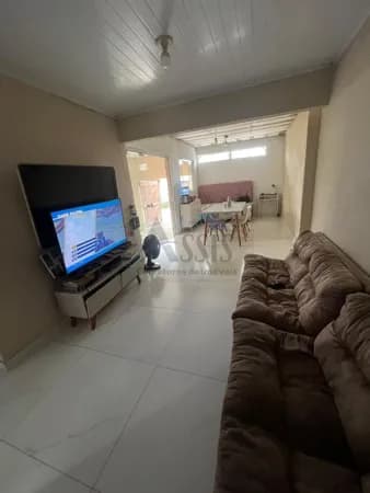 Venda: Casa com 2 Dormitórios – CA0079