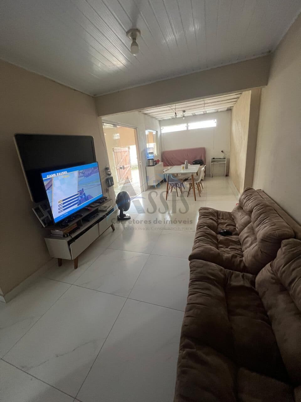 Venda: Casa com 2 Dormitórios – CA0079