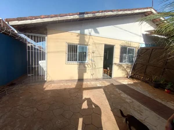 Venda: Casa com 2 Dormitórios no Res. Nova Caraguá 2, Caraguatatuba – CA0007