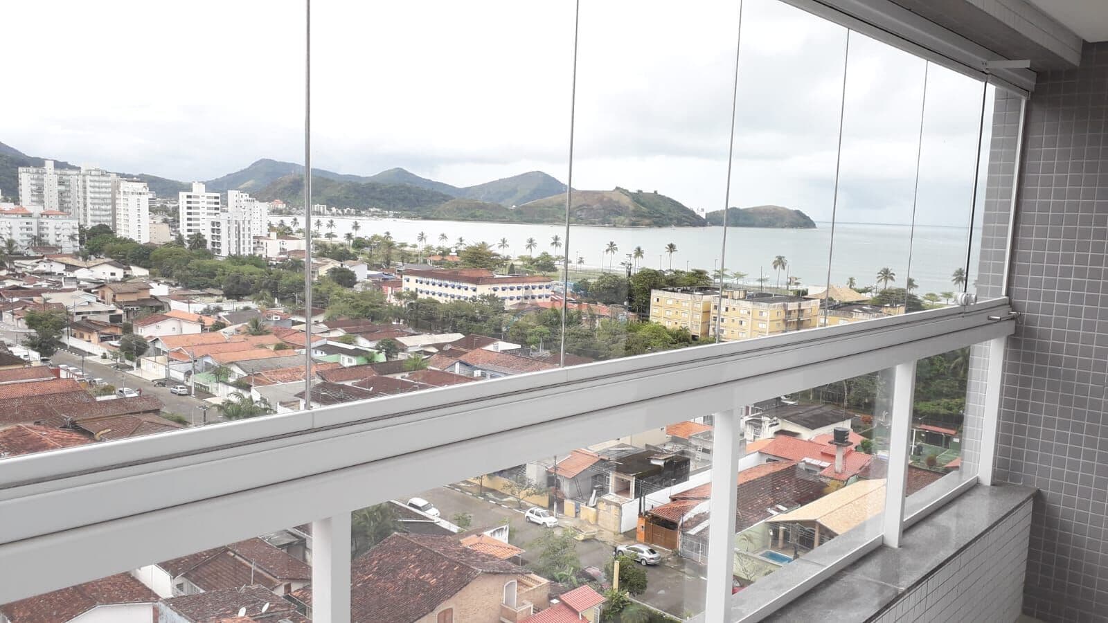 Venda: Apartamento com 3 Dormitórios - AP0016