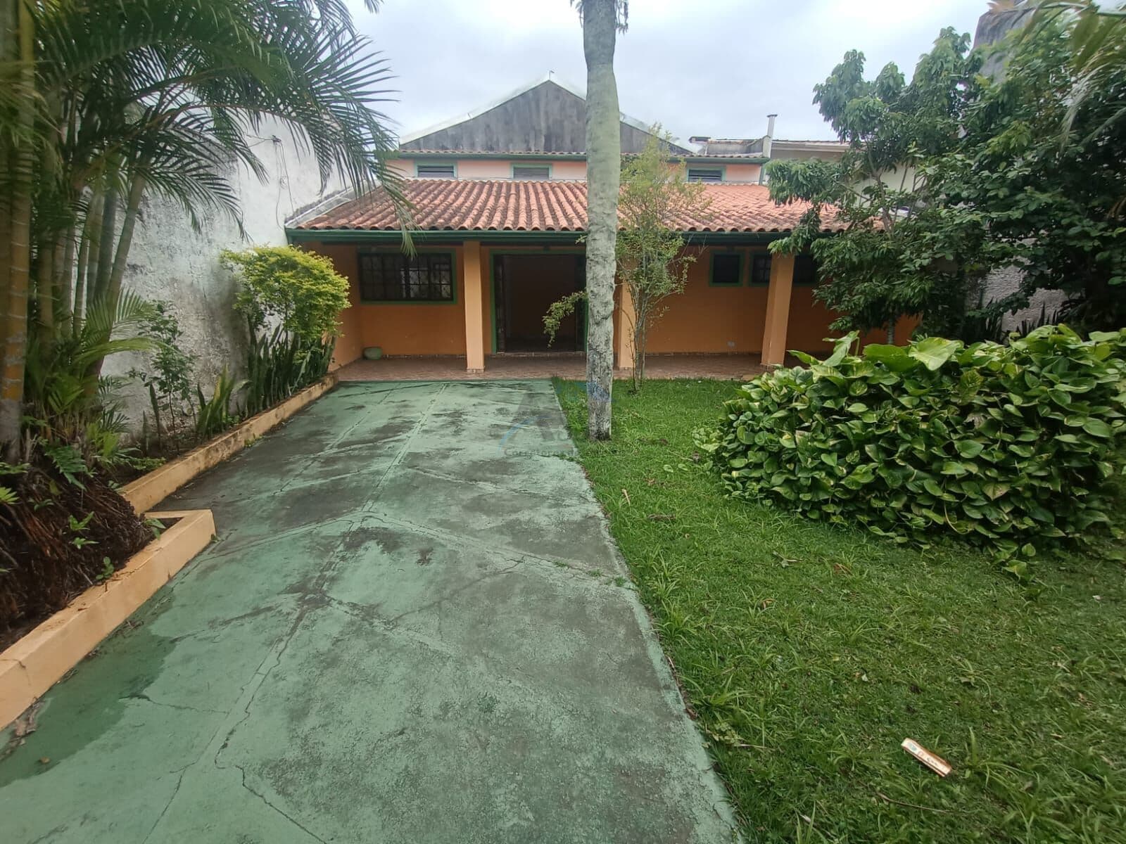 Venda: Sobrado com 3 Dormitórios no Indaiá, Caraguatatuba - CÓD CA0016