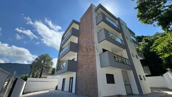 Venda: Apartamento Com 2 Dormitórios - AP0037