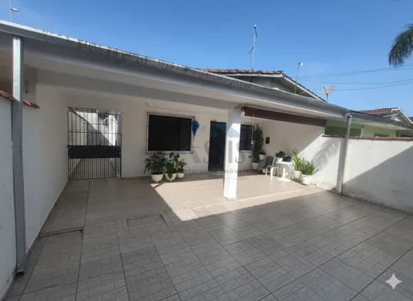 Venda: Casa com 2 Dormitórios no Poiares, Caraguatatuba - CÓD CA0014
