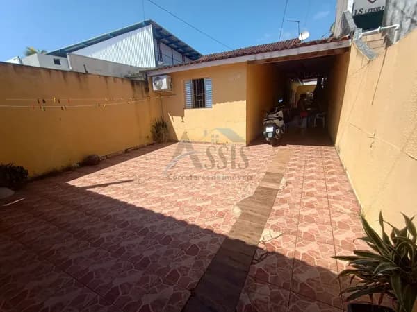 Venda: Casa com 2 Dormitórios – CA0114