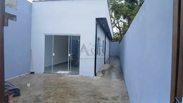 Venda: Casa com 2 Dormitórios – CA0101