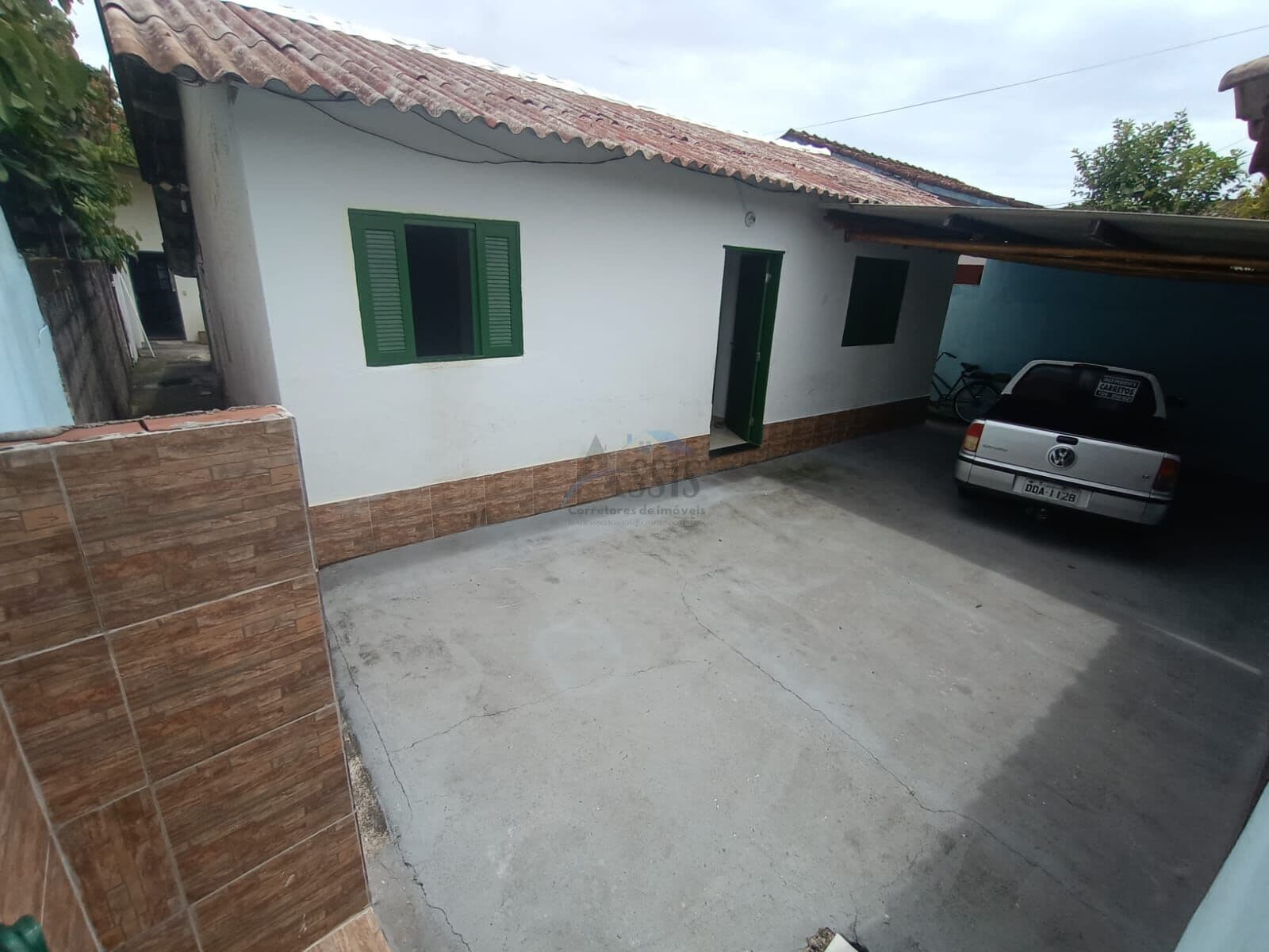 Venda: 3 Casas com 6 Dormitórios no Barranco Alto, Caraguatatuba – CA0013