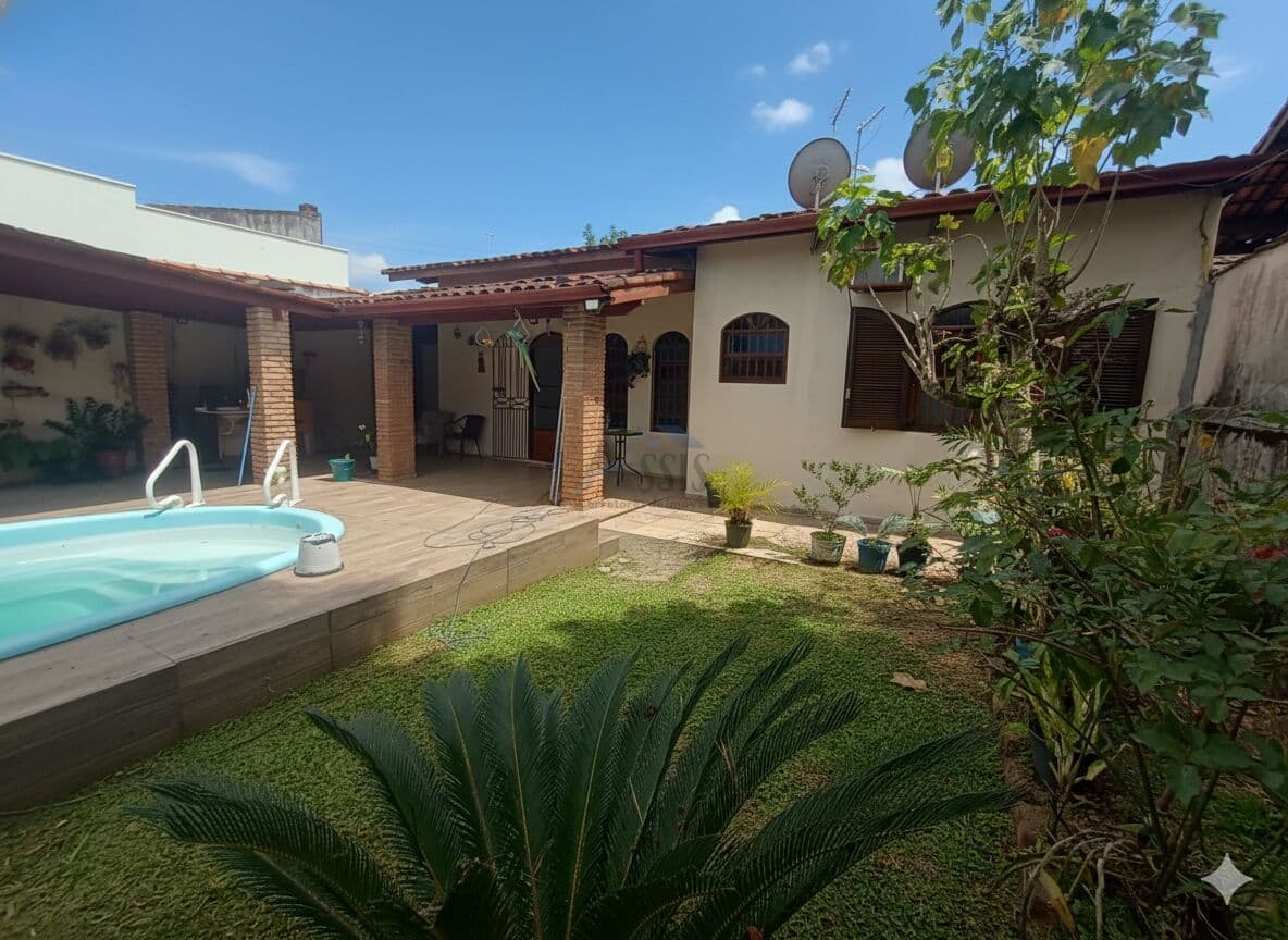 Venda: Casa com 2 Dormitórios no Jd das Palmeiras, Caraguatatuba – CA0026
