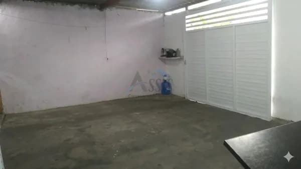 Venda: Casa com 2 Dormitórios – CA0085