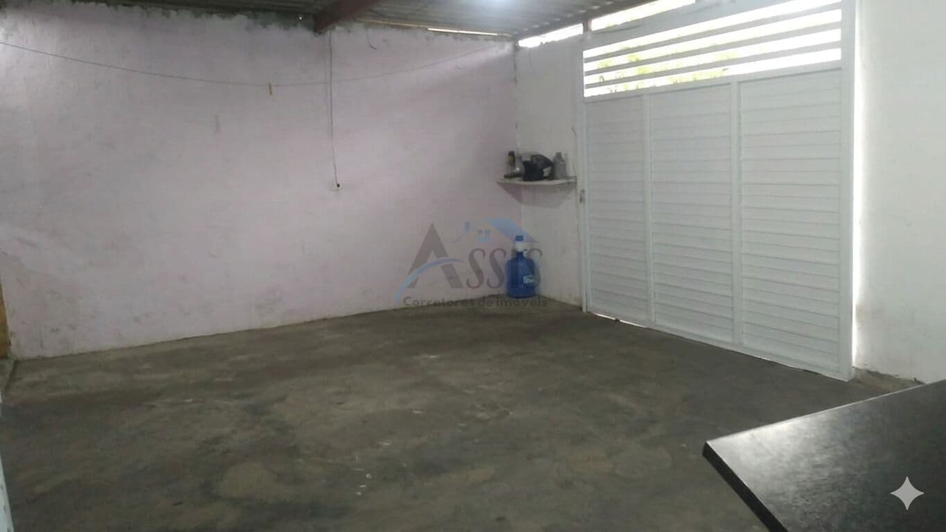 Venda: Casa com 2 Dormitórios – CA0085