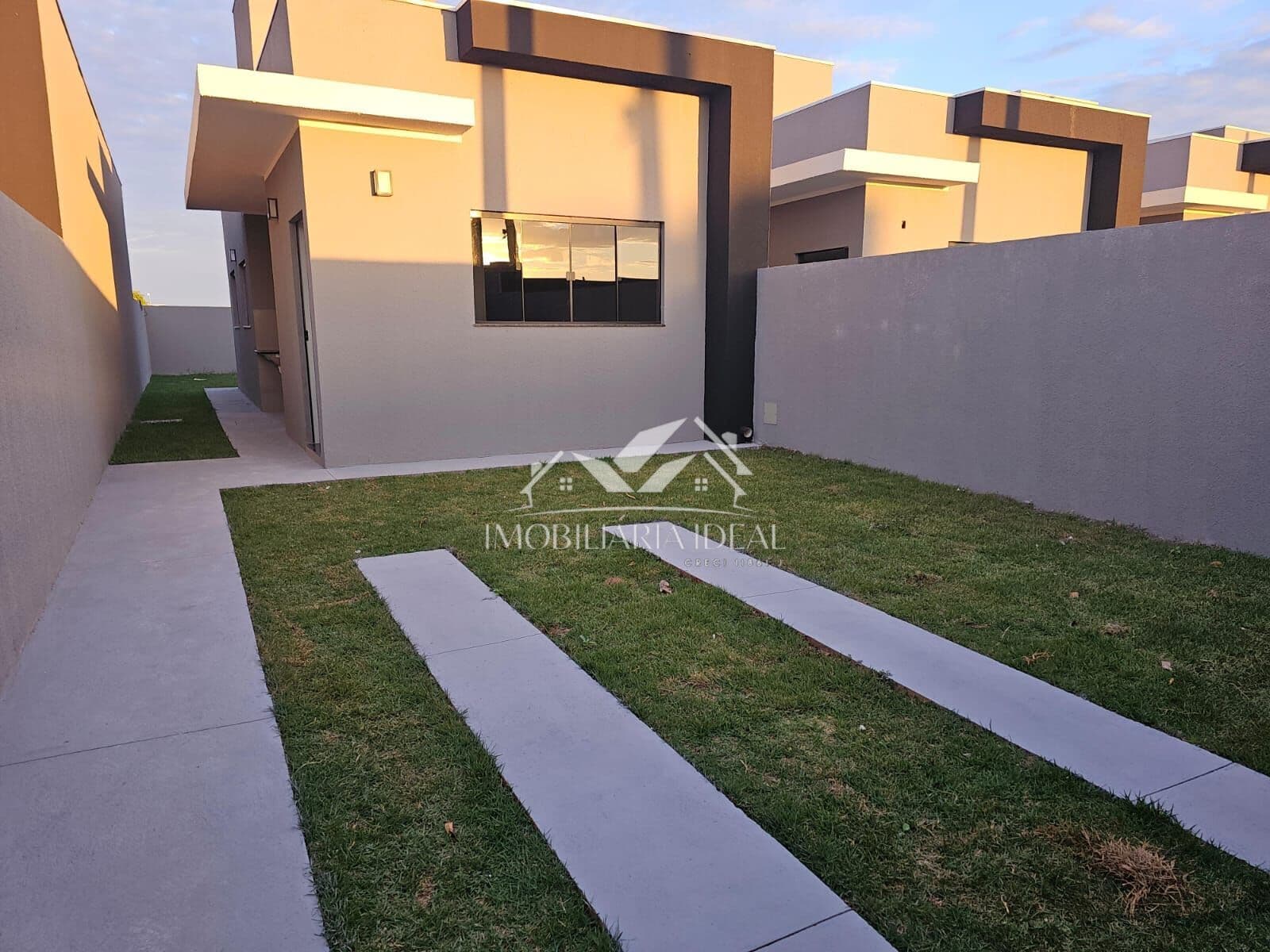 Casas á venda no Vila Toscana com Suíte!!