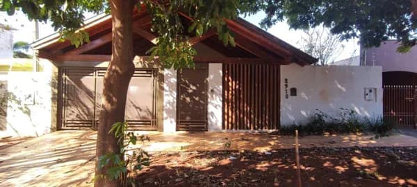 Casa a Venda no Centro