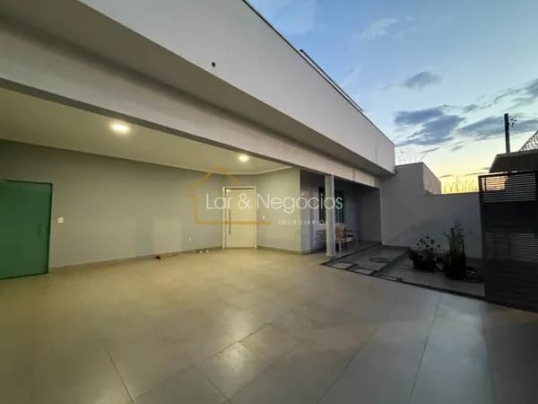 Elegância e Conforto no Boa Vista – Casa Completa com 250m² de Construção