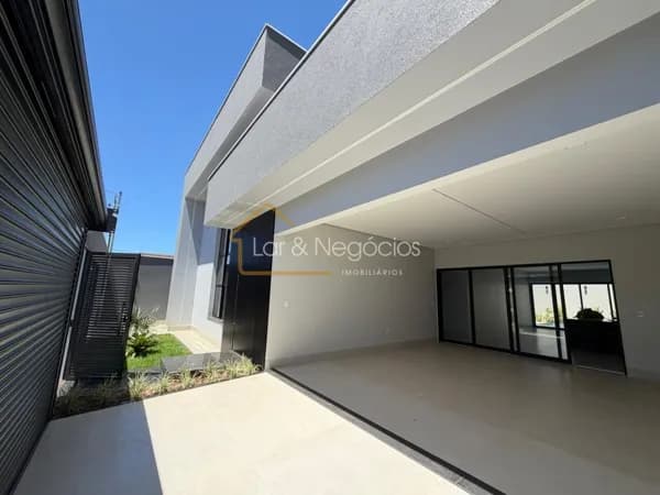 Elegância e Conforto - Casa de 236m²