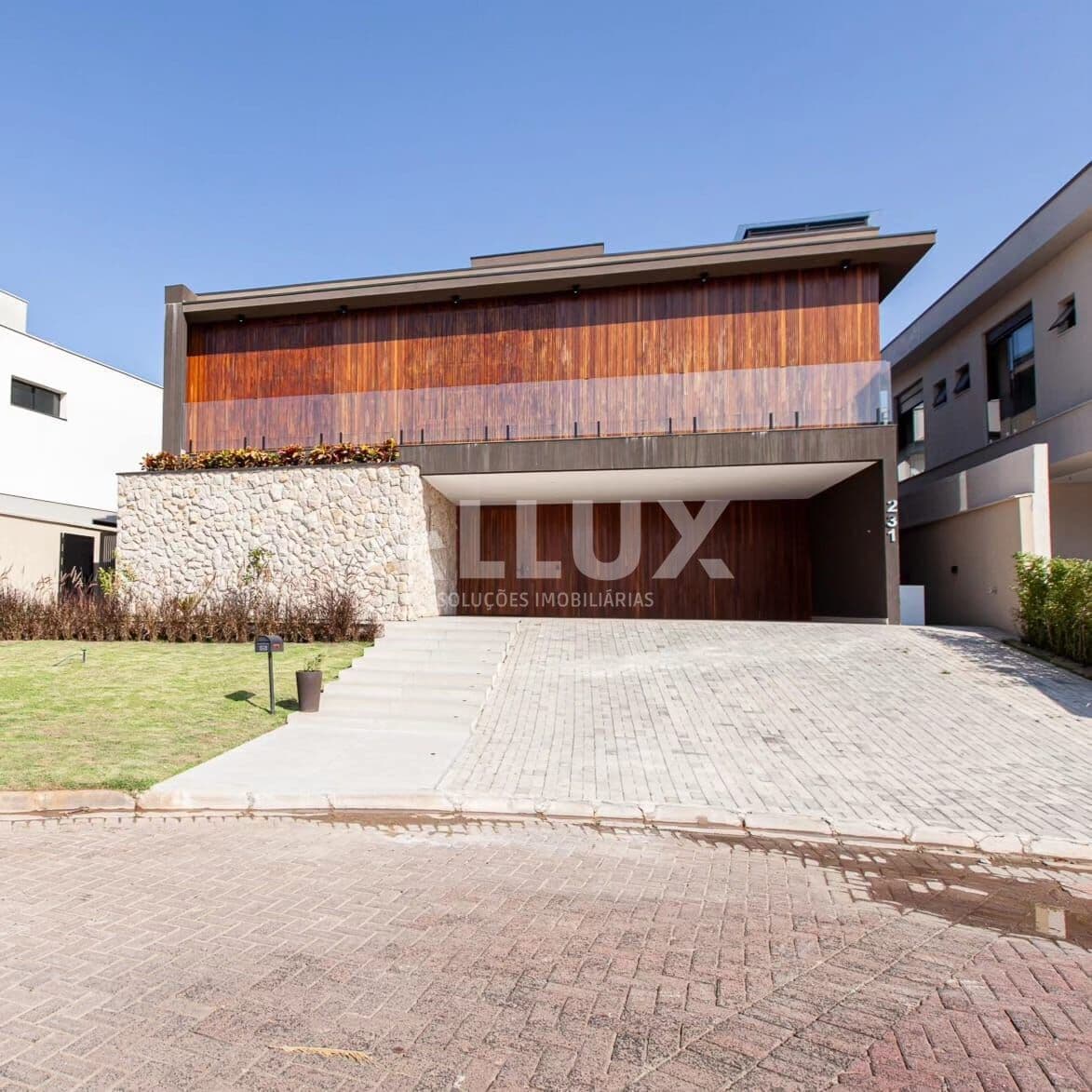 Casa à venda por R$ 6.950.000,00 no Tamboré, Santana de Parnaíba SP