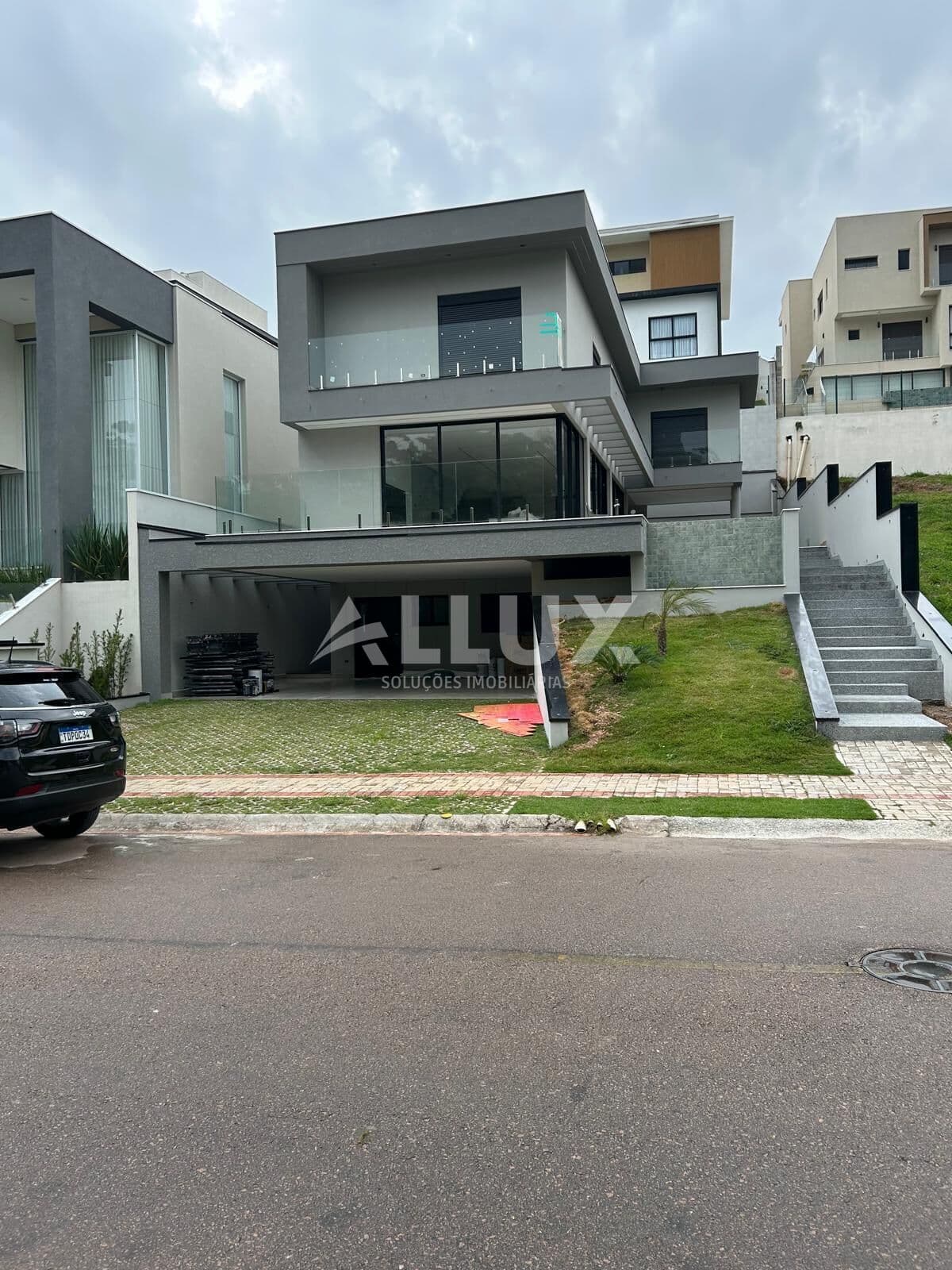 Casa à venda por R$ 4.600.000,00 no Condomínio Itahyê – Alphaville, Santana de Parnaíba SP