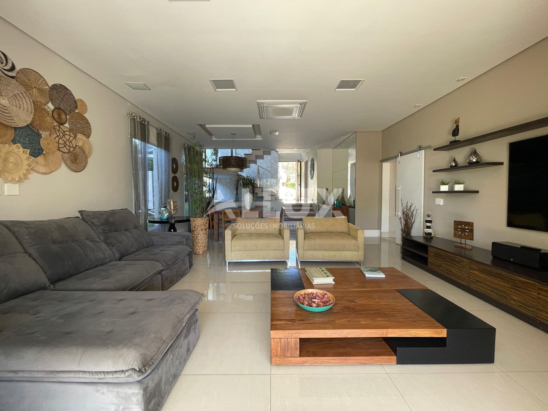 Casa à venda por R$ 4.900.000,00 no Condomínio Alphaville 11 – Alphaville, Santana de Parnaíba SP