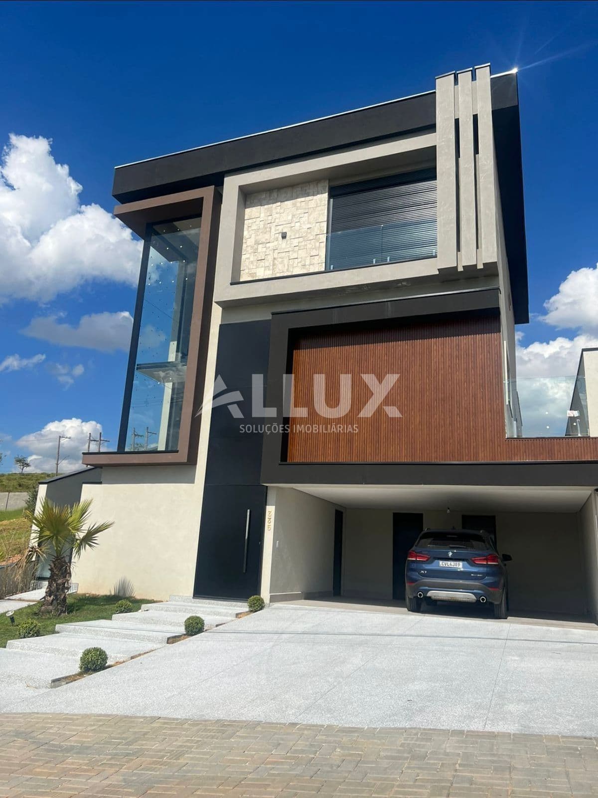 Casa à venda por R$ 2.700.000,00 em Sítio do Rosário, Santana de Parnaíba SP