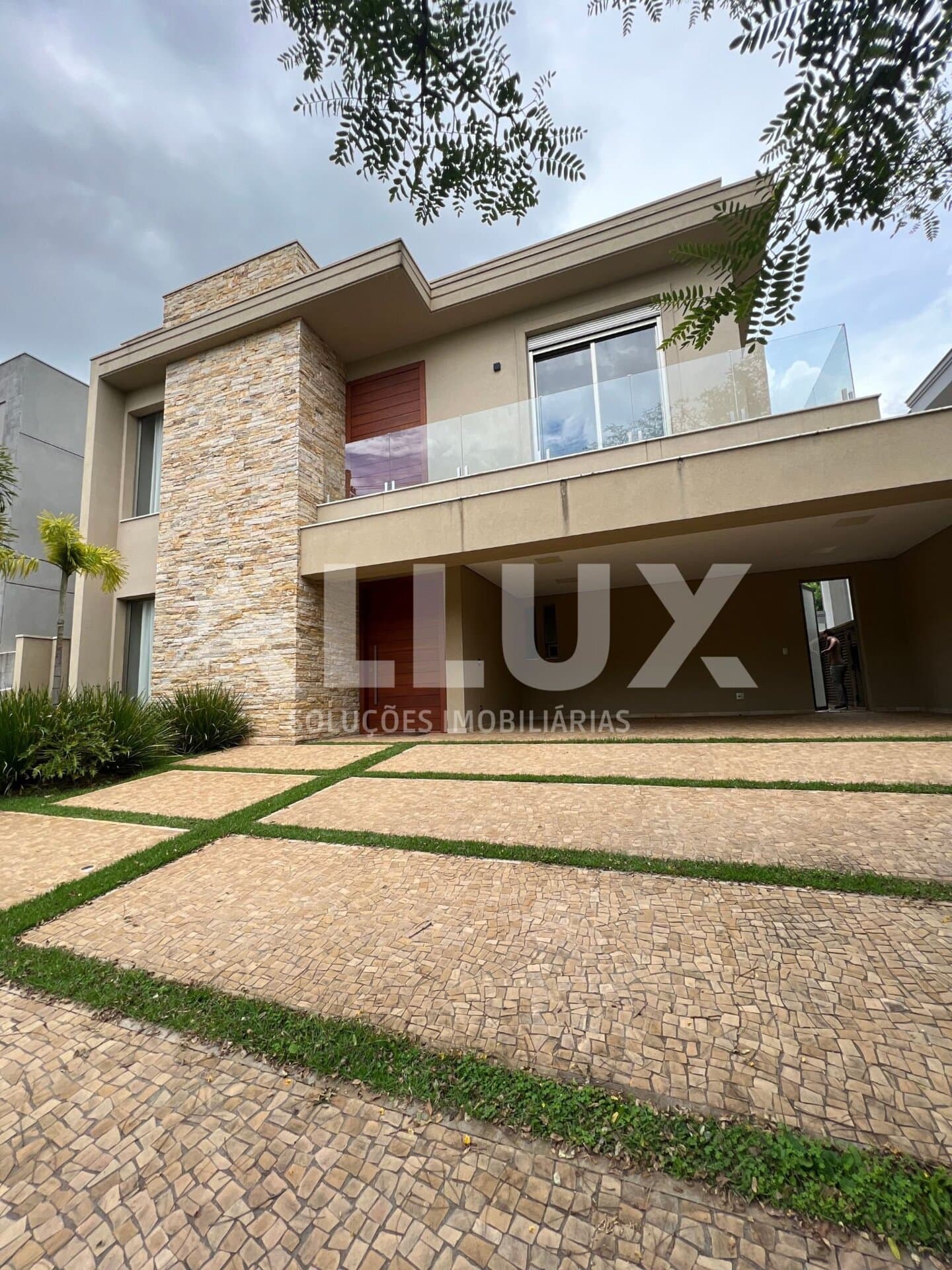 Casa à venda por R$ 9.000.000,00 em Alphaville - Santana de Parnaíba- SP
