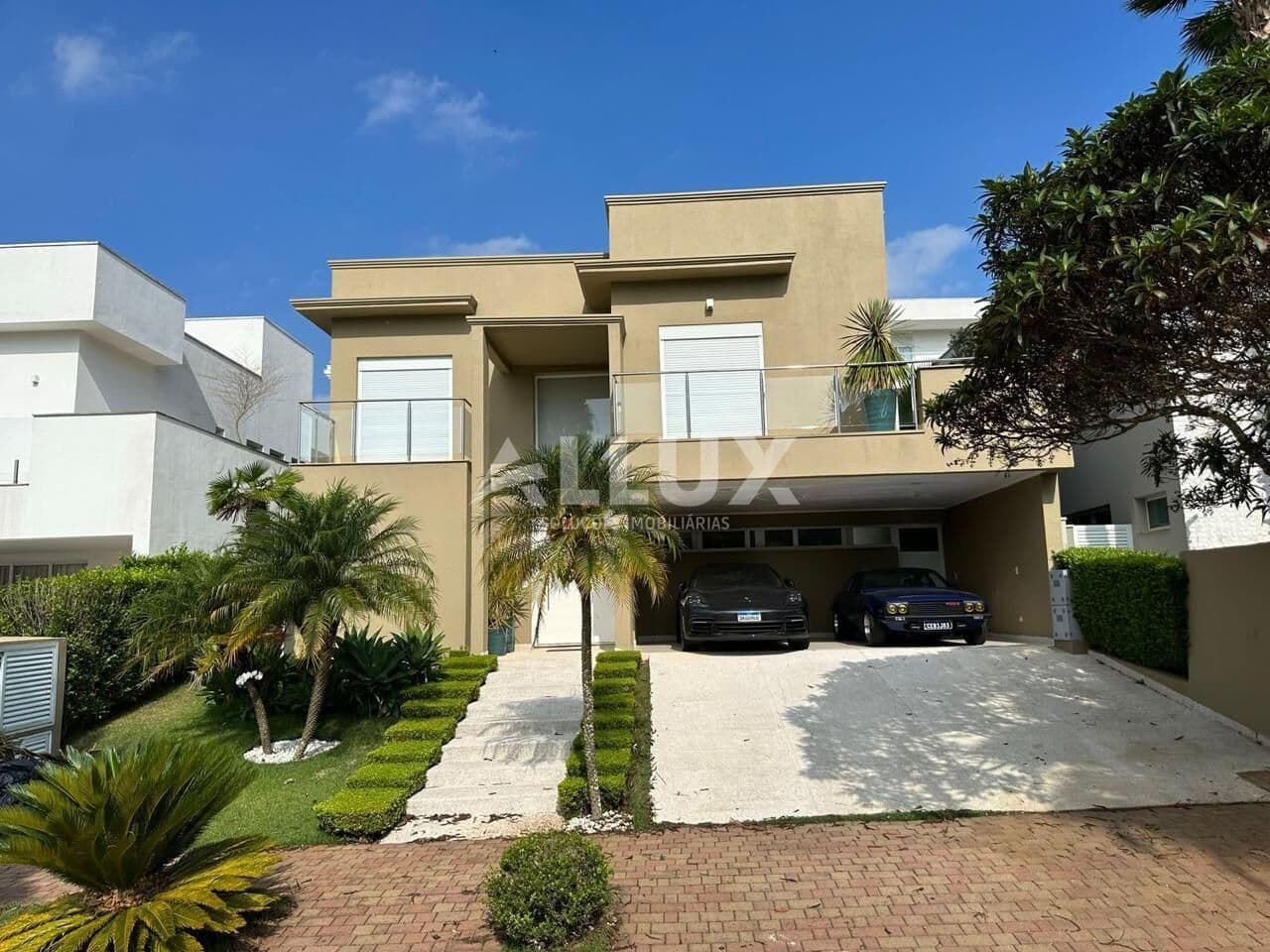 Casa à venda por R$ 4.500.000,00 em Alphaville, Santana de Parnaíba SP