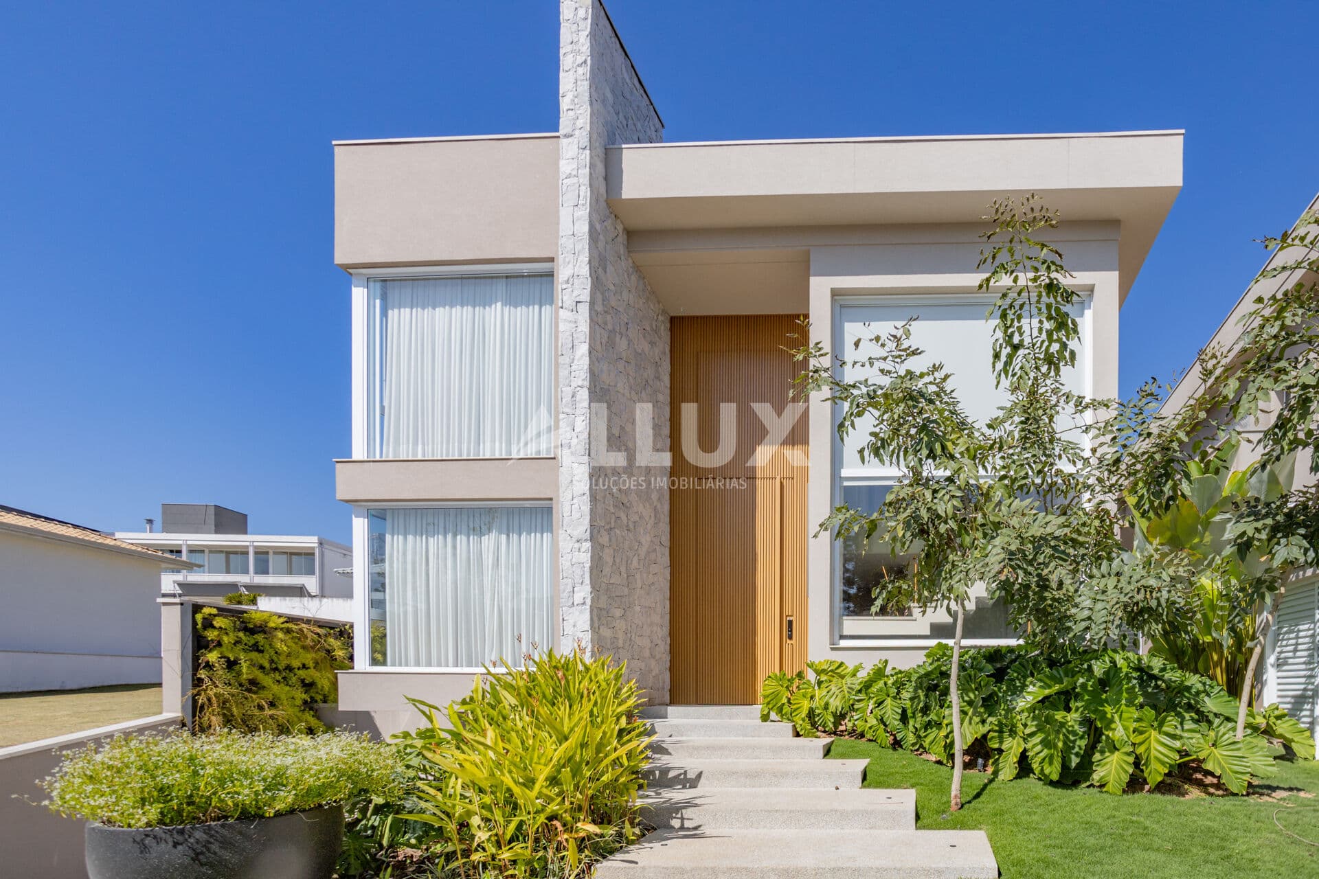Casa à Venda por R$ 12.000.000,00 no Condomínio Alphaville Conde– Barueri SP